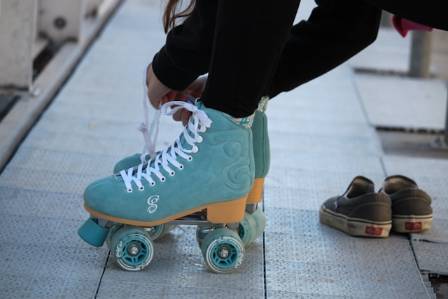 10 Reasons Why You Should Start Roller Skating Today