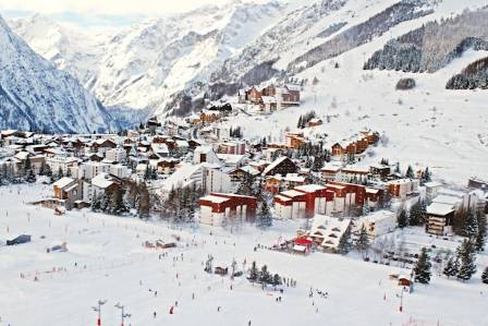 8 Enchanting Snow Towns