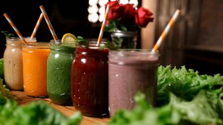 Exploring the Health Benefits and Considerations of Smoothies